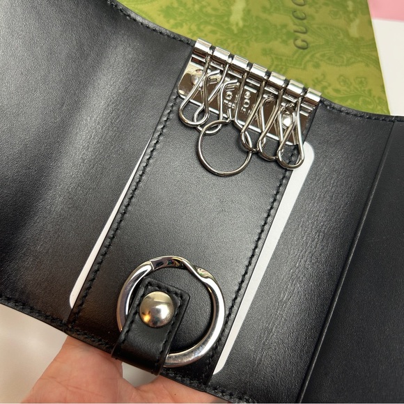 Gucci GUCCISSIMA Key holder case. Leather trifold Key Wallet. Black. Silver - Picture 2 of 8